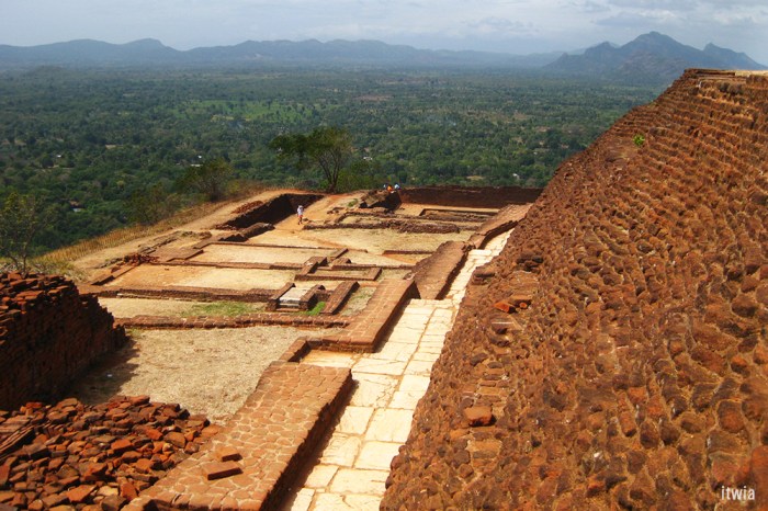itwia_srilanka_sigirya8