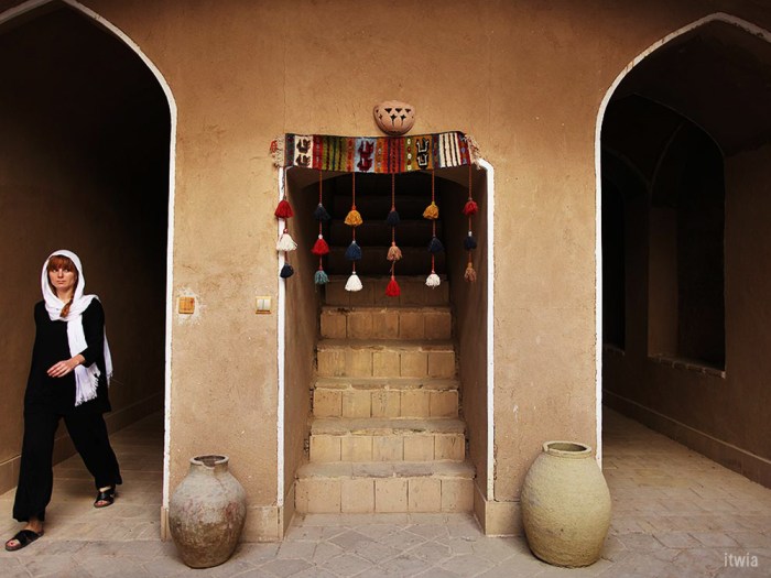 itwia_iran_charline13