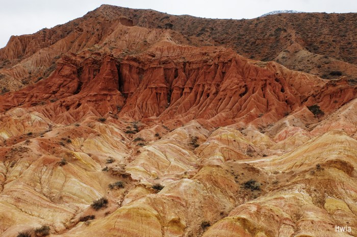 itwia_kirghizie_kadjisay2