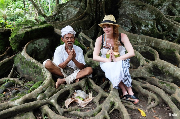 itwia_bali_goagajah1