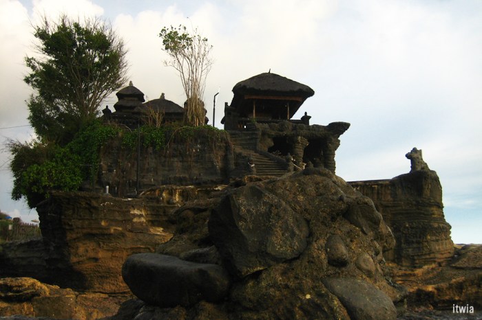 itwia_bali_tanahlot5