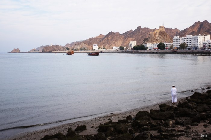 itwia_muscat_corniche1