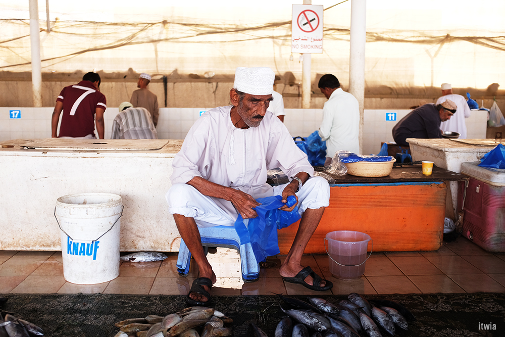 itwia_muscat_fishmarket3